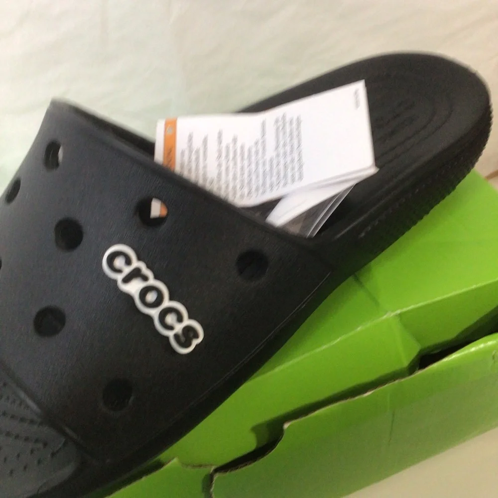 CROCS all black